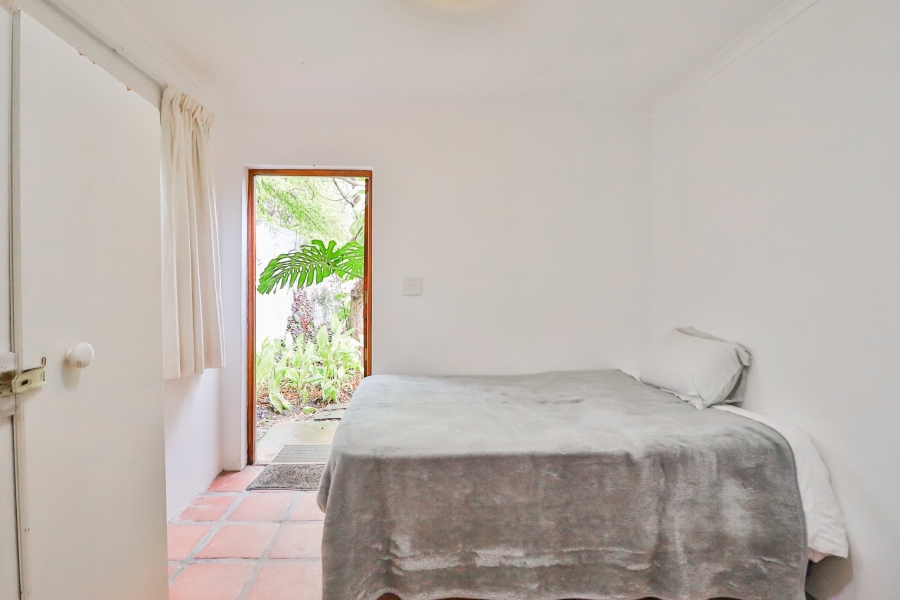 5 Bedroom Property for Sale in Mostertsdrift Western Cape